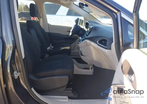 2023 Chrysler Voyager Lx из США, поврежденный, VIN 2C4RC1CG8PR531850